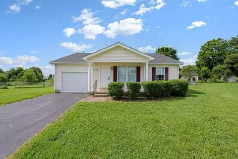 607 Meridian Ct, Bowling Green, KY 42101