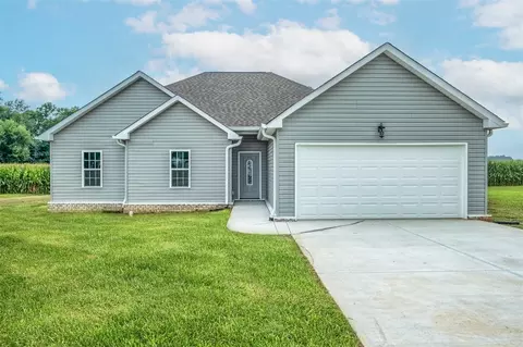 103 Red Bird Ave, Adairville, KY 42202