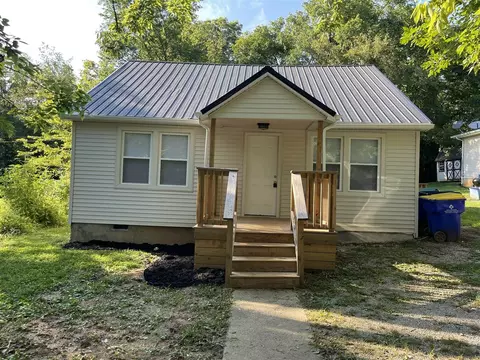 725 E 3rd St, Russellville, KY 42276