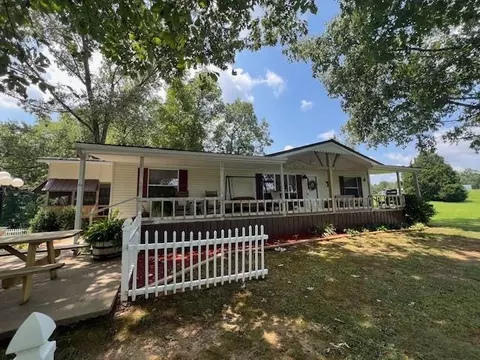 3163 Silver City Huntsville Rd, Morgantown, KY 42261