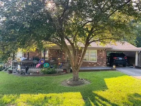 617 Joyce Ave, Greenville, KY 42345
