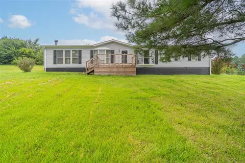 9090 Richardsville Rd, Bowling Green, KY 42101
