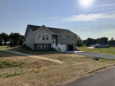 200 Shelbi Dr, Guston, KY 40142