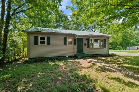 207 Mcferran St, Horse Cave, KY 42749