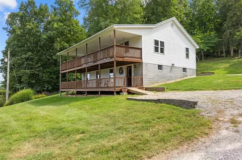 380 Irvin Cemetery Rd, Horse Cave, KY 42749