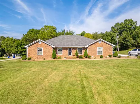 625 C Dodson Ln, Russellville, KY 42276