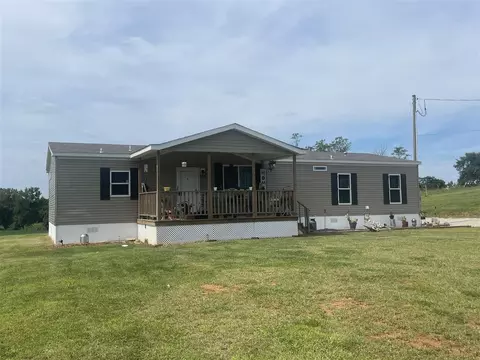 901 Lewis Rd, Smiths Grove, KY 42171