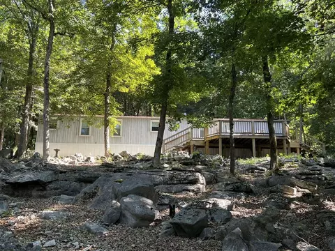 3916 Hammett Hill Rd, Bowling Green, KY 42101