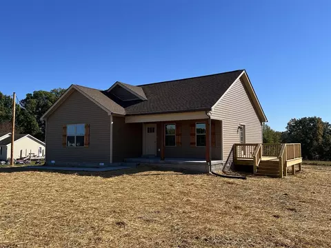 109 Sunshine Ln, Scottsville, KY 42164