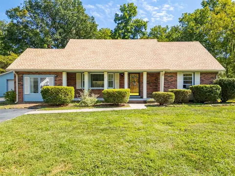 923 Sunset Ln, Russellville, KY 42276
