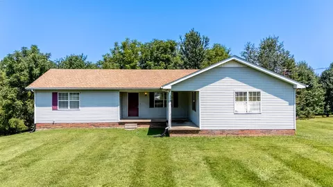 448 Cottage Dr, Scottsville, KY 42164