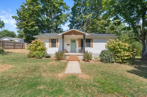 413 E Washington St, Franklin, KY 42134