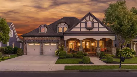 685 Linkside Ln, Bowling Green, KY 42103