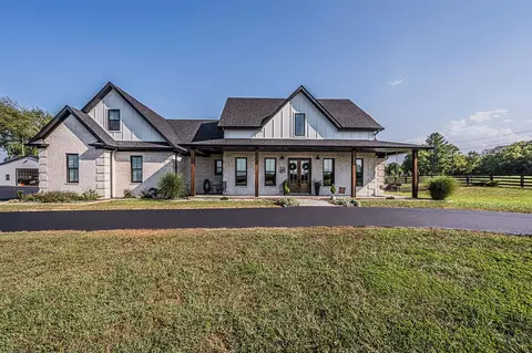 131 Old Dearing Rd, Alvaton, KY 42122