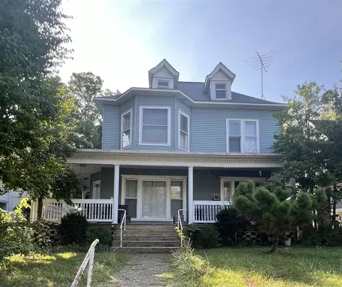 1242 Chestnut St, Bowling Green, KY 42101
