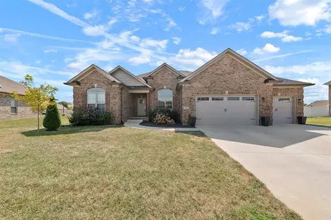 599 Montrose Dr, Bowling Green, KY 42104