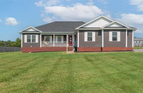 761 Stovall Rd, Glasgow, KY 42141