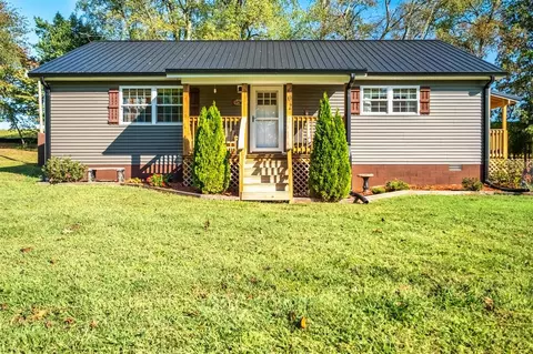 202 Honeysuckle Rd, Franklin, KY 42134