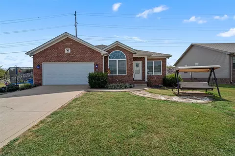 201 Ashkirk Ln, Glasgow, KY 42141