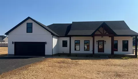 115 Planters Way, Auburn, KY 42206
