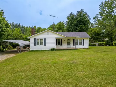 985 Flat Rock Rd, Woodburn, KY 42170