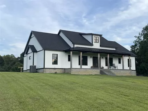 655 Logan Rd, Brownsville, KY 42210