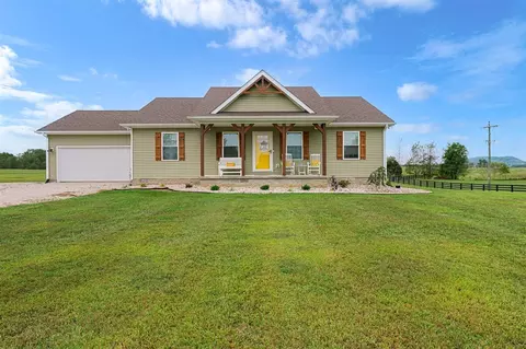 4001 Griderville Rd, Cave City, KY 42127