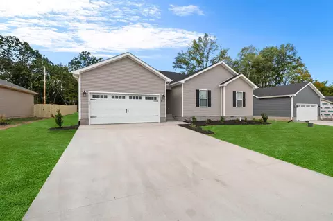 475 Lansing Ln, Bowling Green, KY 42101