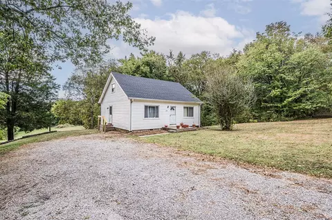 341 Slim Island Rd, Bowling Green, KY 42101