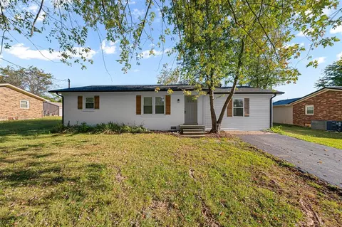 711 Rogers Ave, Franklin, KY 42134