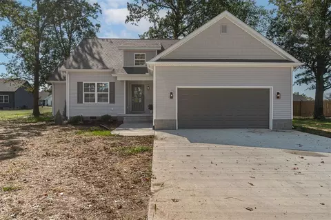 285 Middlebrook Ln, Smiths Grove, KY 42171