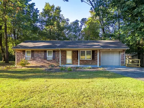 259 Timber Lane Dr, Bowling Green, KY 42101