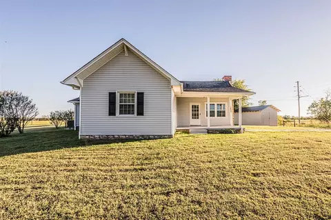 7033 Barren River Rd, Bowling Green, KY 42101