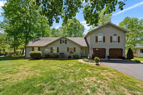 569 Skaggs Creek Rd, Glasgow, KY 42141