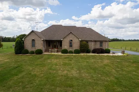1897 Murphy Rd, Bowling Green, KY 42101