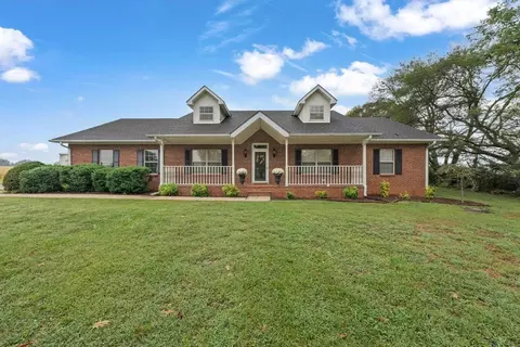 857 Sportsman Lake Rd, Franklin, KY 42134