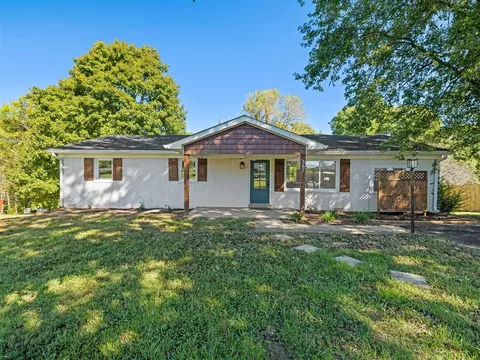 367 Meadowlark Dr, Morgantown, KY 42261