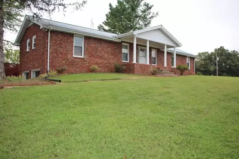 580 Baldock Rd, Scottsville, KY 42164