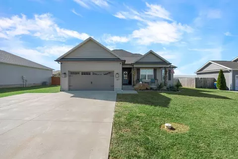 607 Cypress Dr, Franklin, KY 42134