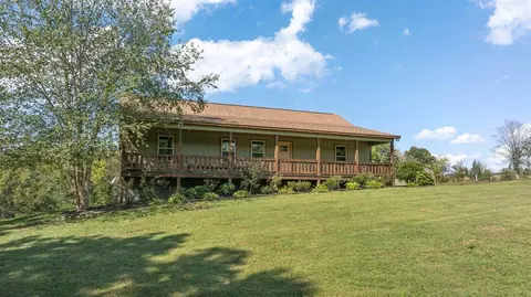 735 Winn School Rd, Glasgow, KY 42141