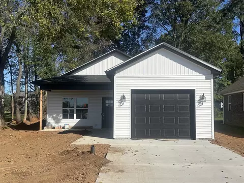 744 Hedge St, Smiths Grove, KY 42171