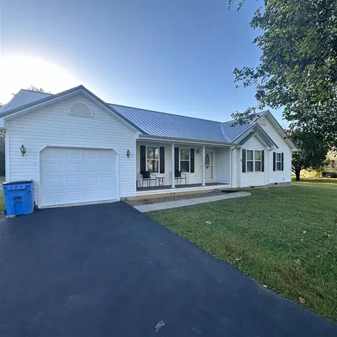 108 Creekwood Dr, Glasgow, KY 42141