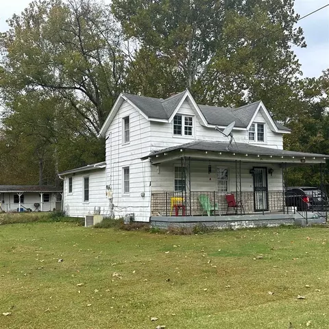 8800 W Manslick Rd, Louisville, KY 40272