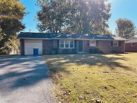 2606 Utah Dr, Bowling Green, KY 42104