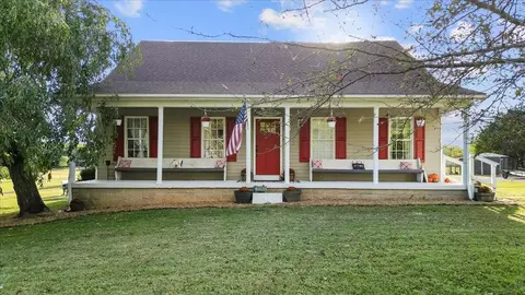 2365 Girkin Rd, Bowling Green, KY 42101