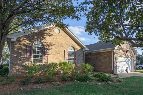 3416 Cool Water Ct, Bowling Green, KY 42104