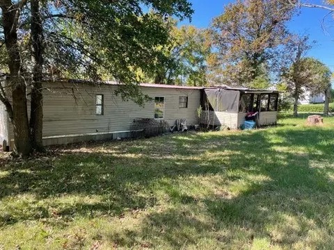 800 E Walnut St, Dawson Springs, KY 42408