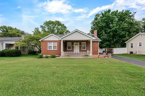 123 Riverwood Ave, Bowling Green, KY 42103