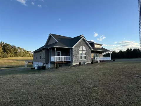 6580 Old Glasgow Rd, Scottsville, KY 42164
