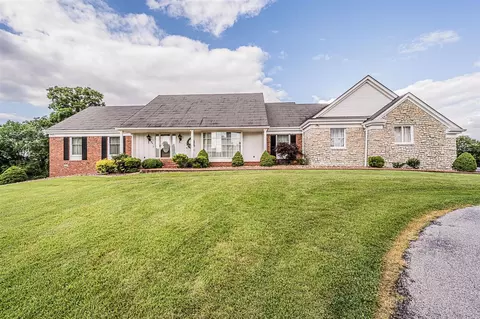 340 Pennyrile Dr, Madisonville, KY 42431
